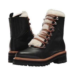 Women’s Leighton Snow boot Size 8.5